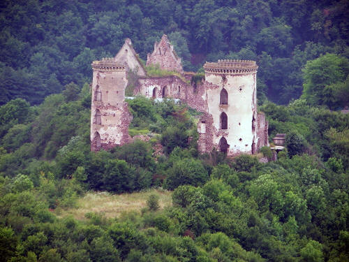 Замок в Ныркове
